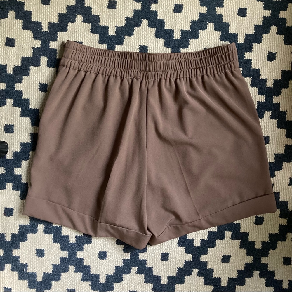 4/$10 - New York & Company Brown Dressy Shorts - Picture 2 of 6